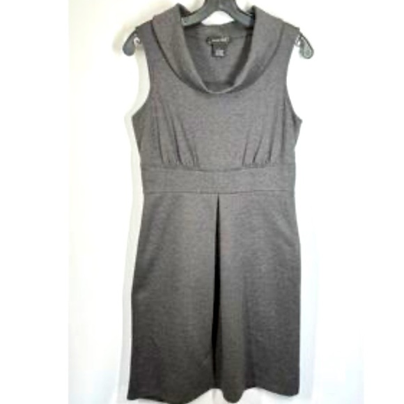 Dresses & Skirts - Beautiful Women Grey dress, size large, used 7.00